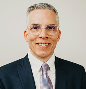 Jonathan Bruce Headshot