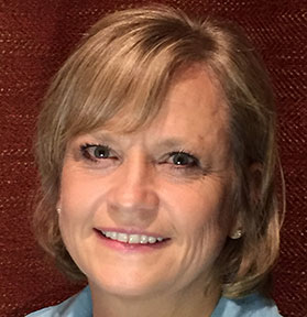 Kellie Holland Headshot